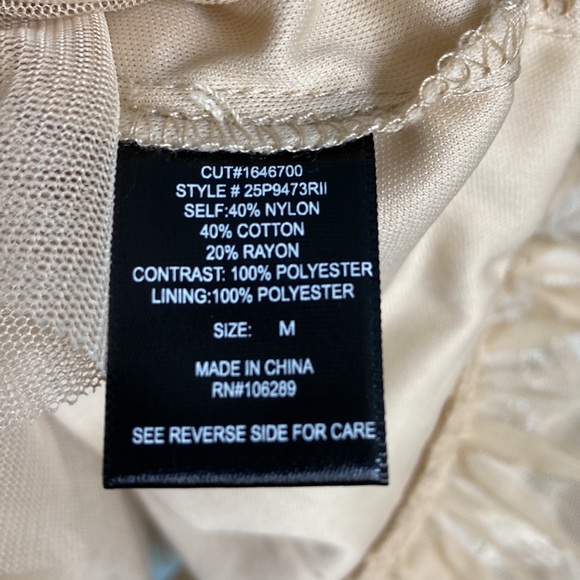 NWT Trixxi Halter Lace Mini Dress - Picture 7 of 7